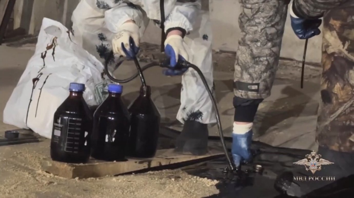 Из магистрали в Пензенской области воровали нефть