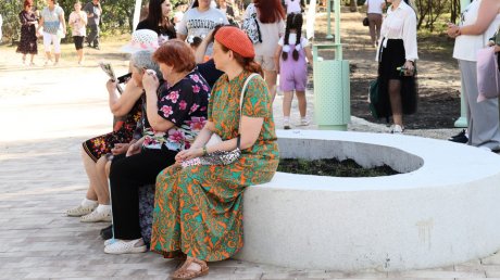 В сквере «Семейный» на ГПЗ установят еще 22 скамейки