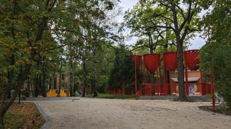 Этап благоустройства парка Белинского снова не закончили в срок