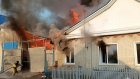 В Кузнецке сгорели частный дом и надворные постройки
