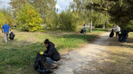 В Пензе в первую санитарную пятницу собрали 100 куб. м мусора