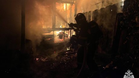 В Кузнецке случился пожар в жилом доме
