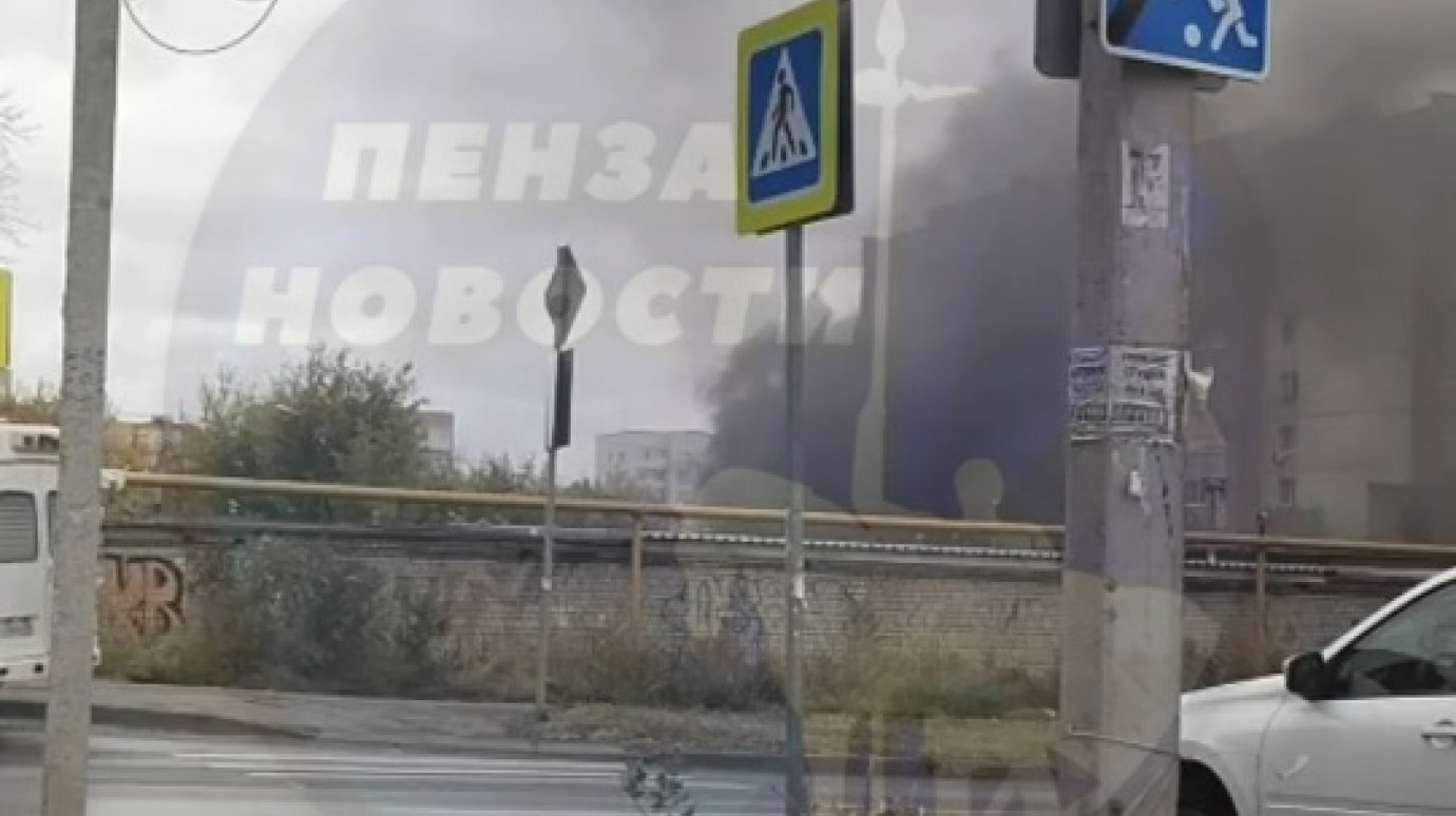 На улице Рахманинова в Пензе сгорел автомобиль