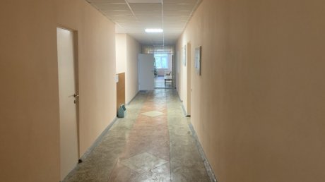 В каменской больнице открыли обновленное инфекционное отделение