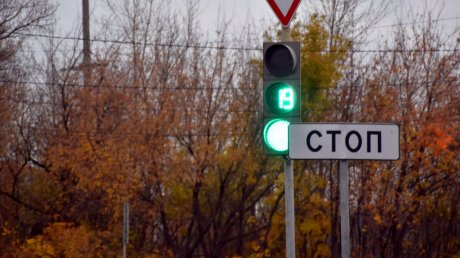 Разметку на выезде из Зари не успели нанести из-за погоды