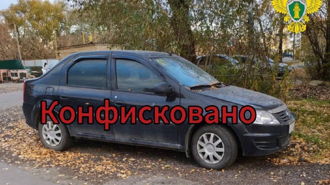 Пензенец выпил водки у торгового центра и лишился машины