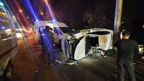 Появились новые кадры с места ДТП на улице Чехова
