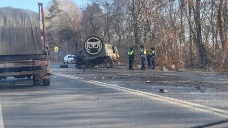У поселка Монтажного «буханку» разворотило в ДТП