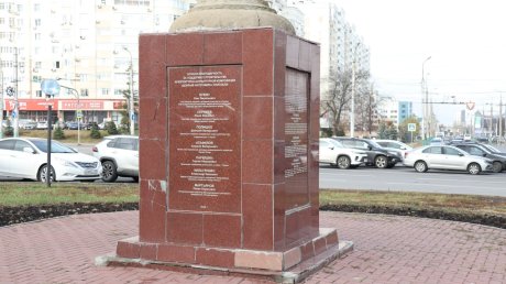 В Пензе продолжает разрушаться «Добрый Ангел Мира»