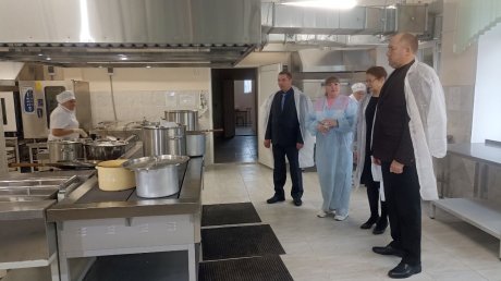 В Пачелме ученики вернулись в отремонтированную школу № 1