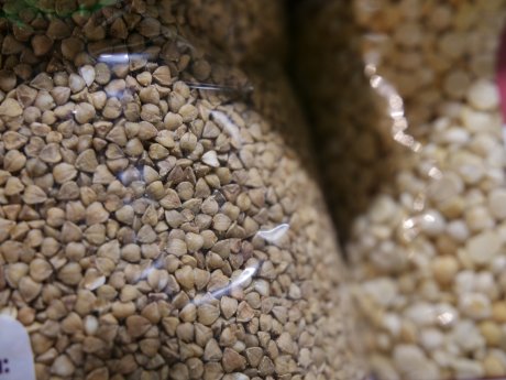 Эта маленькая хитрость сделает гречку рассыпчатой и ароматной