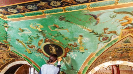 Более 250 специалистов реставрируют Дом Радио в Санкт-Петербурге