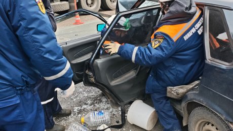 Появились новые кадры с места смертельной аварии под Богословкой