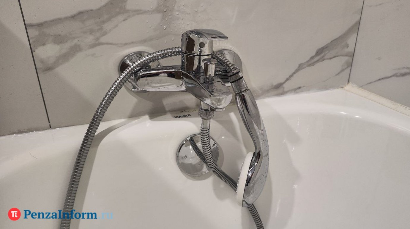 Россиян предупредили об опасных болезнях из-за известкового налета на кранах