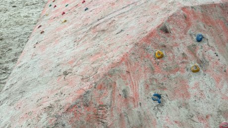 В Заречном песок испортил радость от обновления сквера Демакова