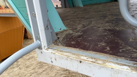 В Заречном песок испортил радость от обновления сквера Демакова