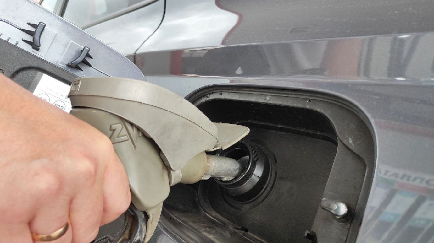 Стало известно, почему 92-й бензин расходуется быстрее 95-го