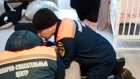 Спасатели достали врезавшийся в руку малыша элемент цепочки