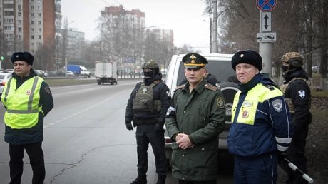 В Пензе 10 новых граждан России отправили в военкомат