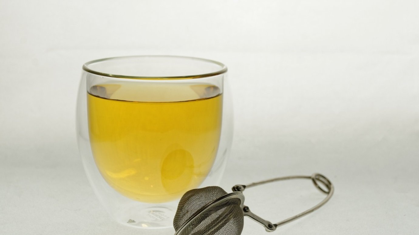 Доктор Мясников предложил россиянам лечиться мочой и захлебнуться водой