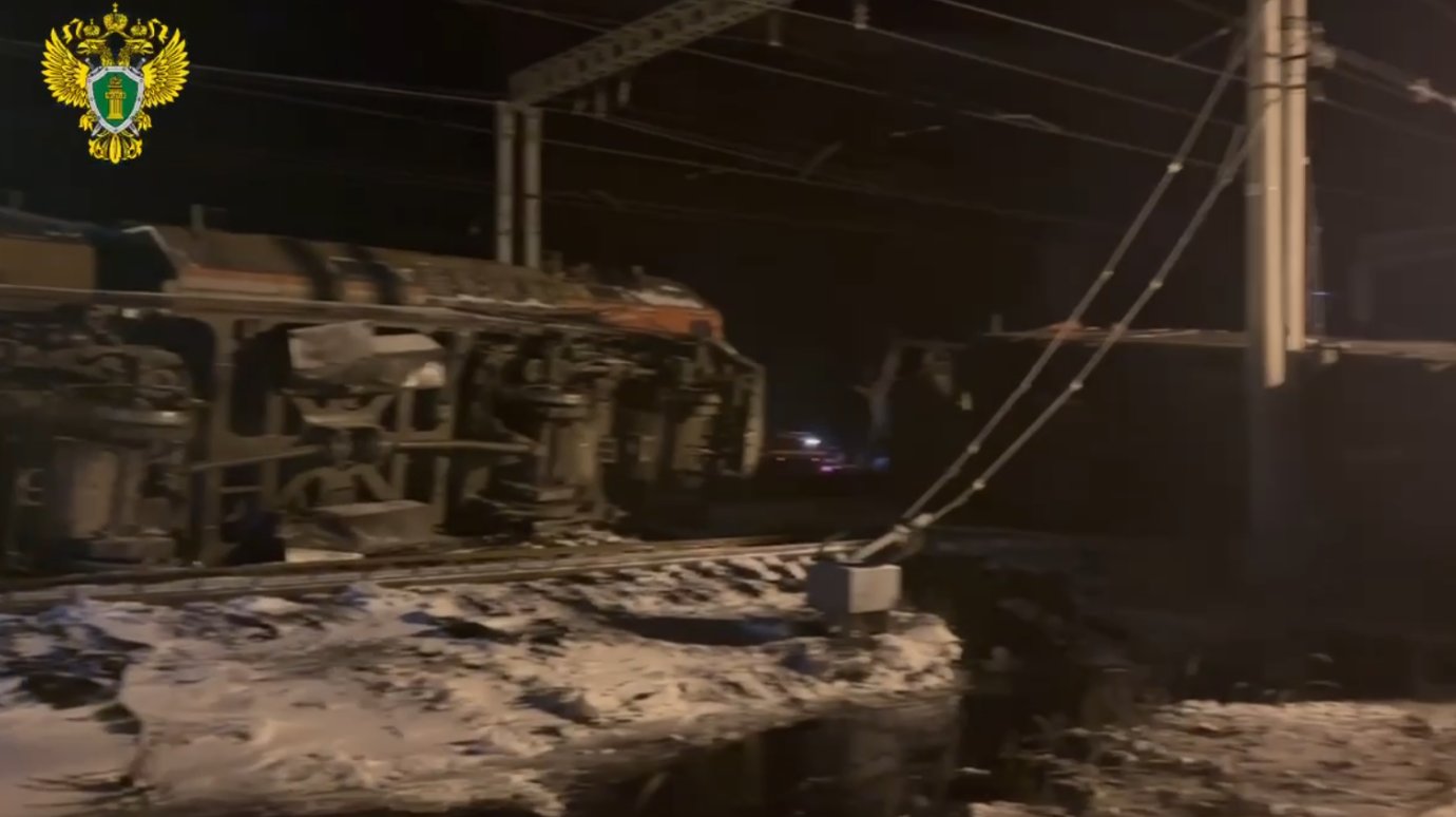 В Никольском районе после ЧП разлился мазут