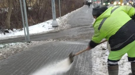 В Пензе стартовала кампания по борьбе с гололедом