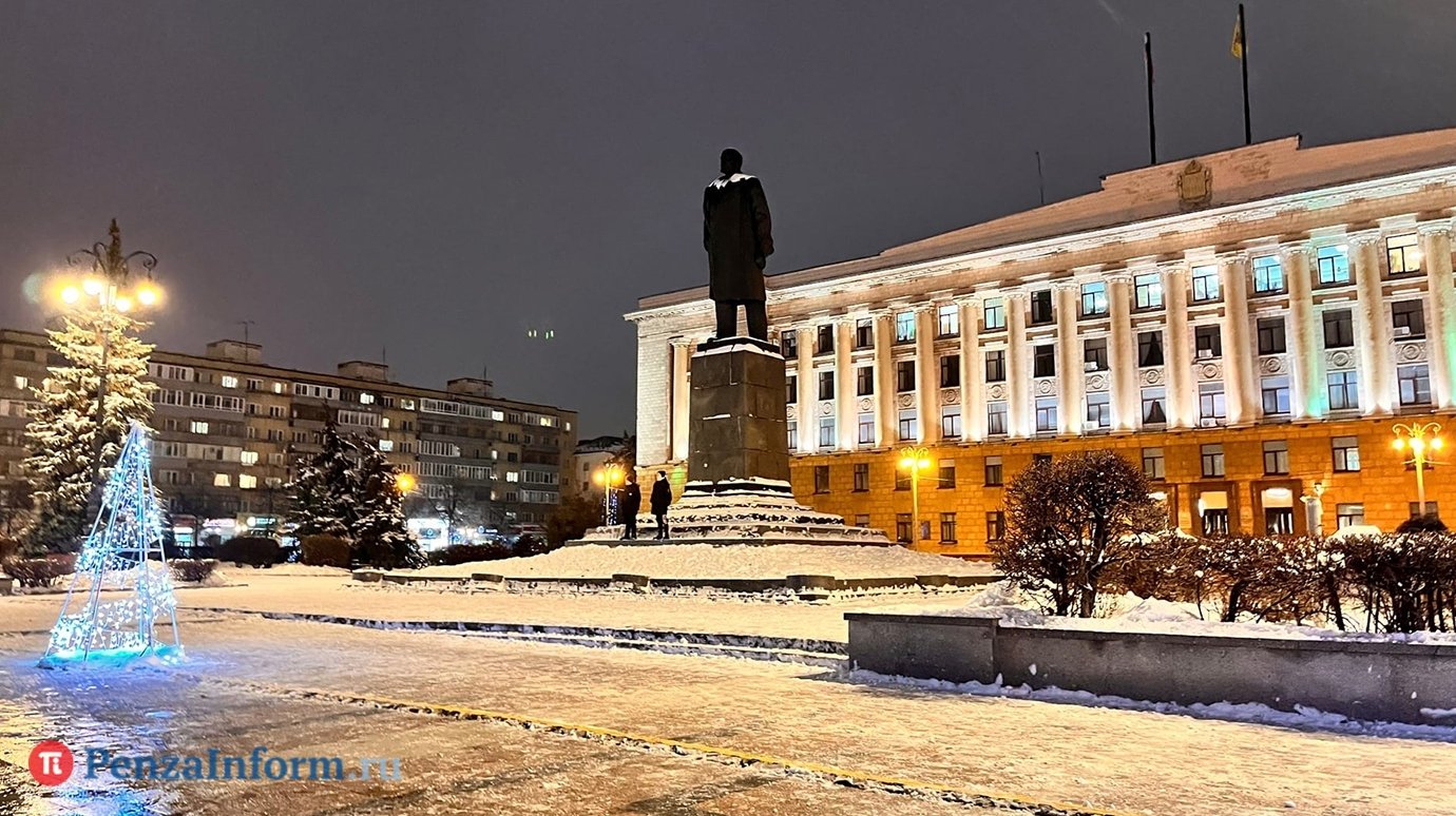 Губернатор взял на себя дежурство в новогоднюю ночь