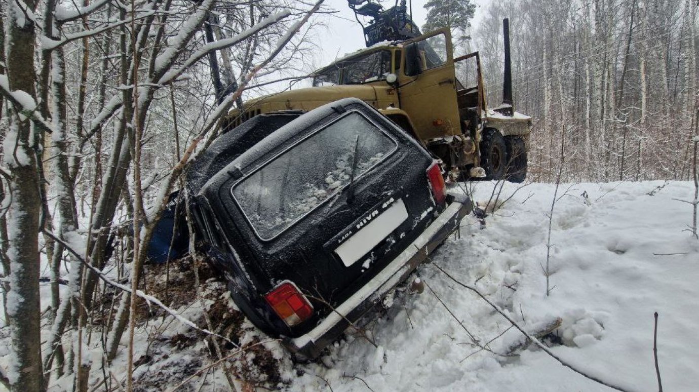 В Земетчинском районе в ДТП со спецтехникой погиб человек