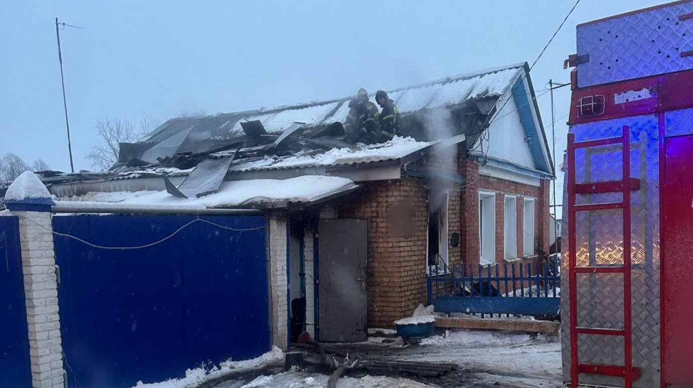 В Бессоновском районе при пожаре погибла женщина