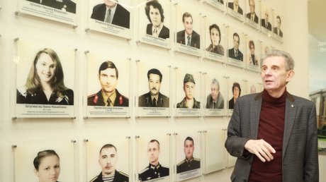 В областном правительстве будут проводить экскурсии