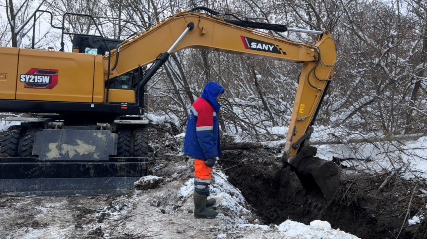 За устранением прорыва в проезде Литвинова следит прокуратура