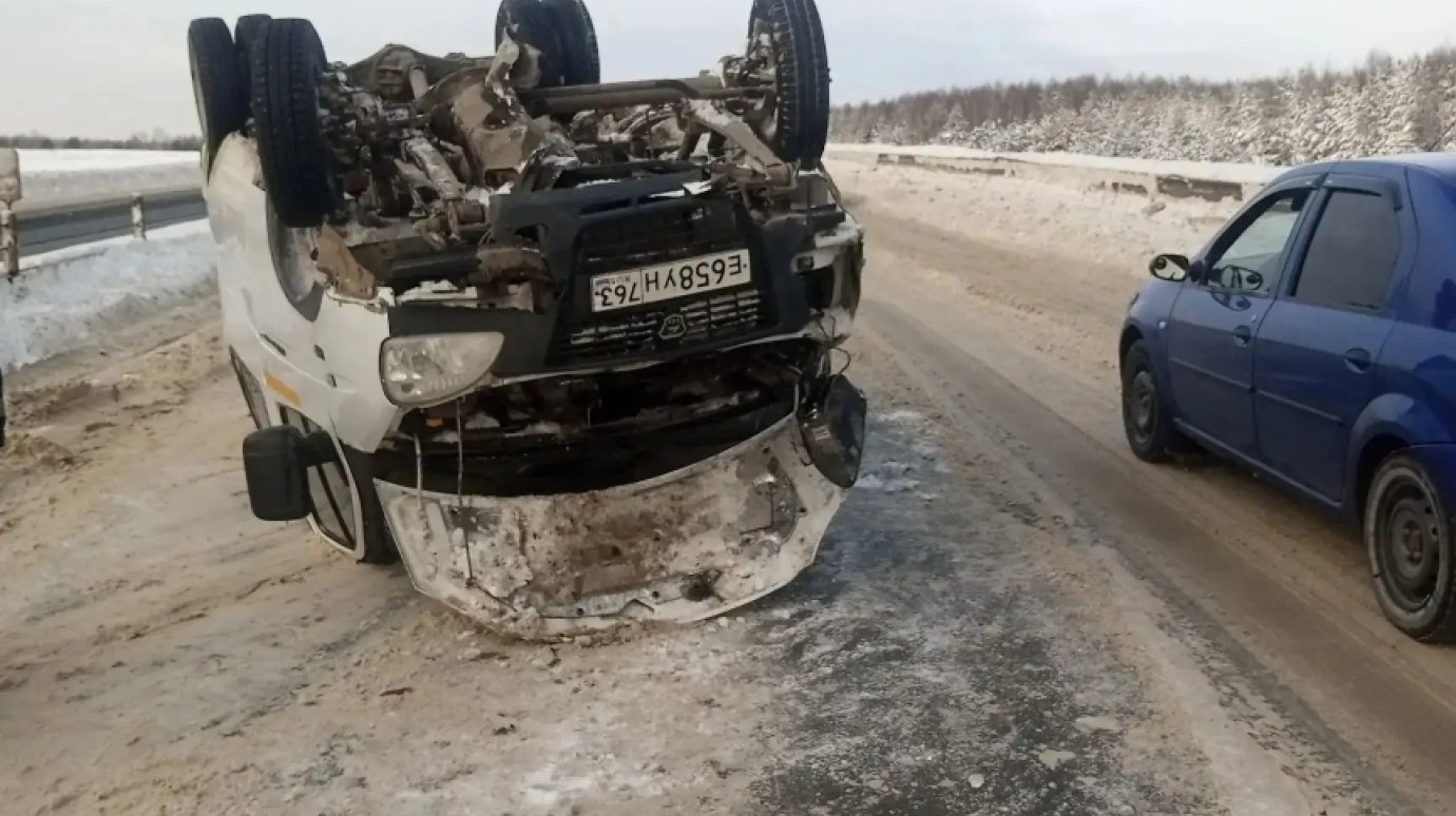 На трассе М-5 рядом с селом Архангельским перевернулась «Газель»