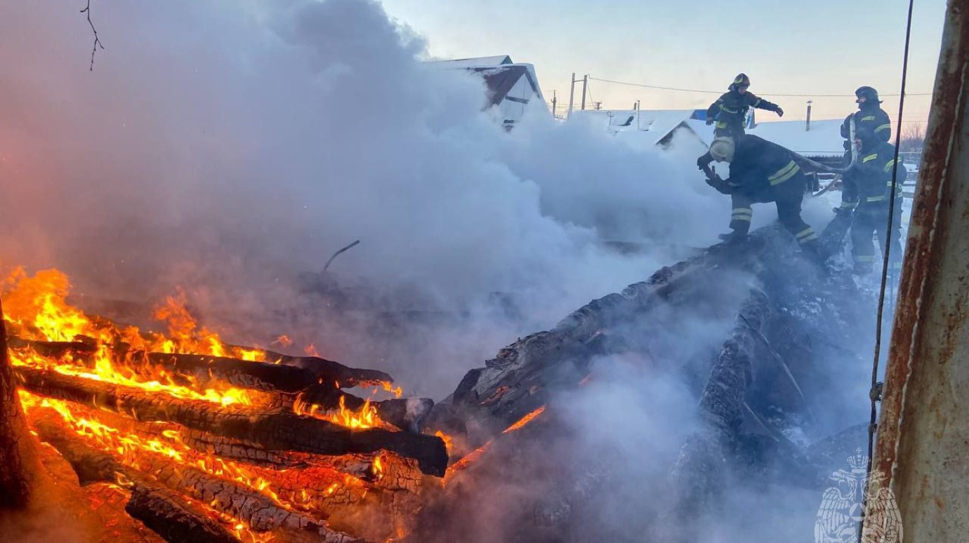В Мокшанском районе при пожаре погибли 2 человека
