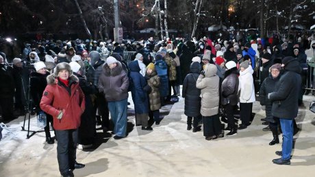 Глава Пензы искупался в проруби на Крещение