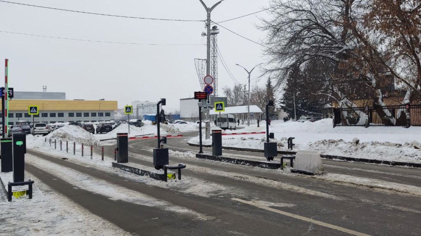 Парковку на Привокзальной площади сделают бесплатной на неделю