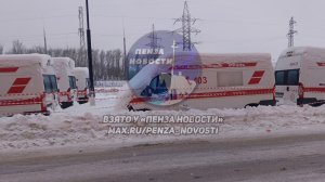 В Пензе объяснили, почему множество машин скорой стоят у «Коллажа»