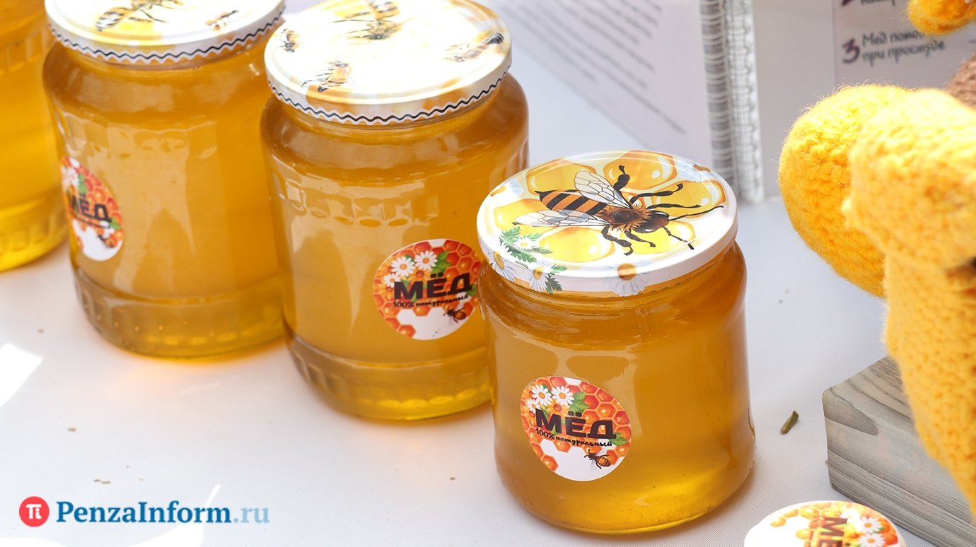 Фармаколог опроверг лечебные свойства меда