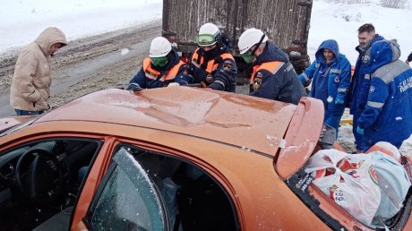 В ДТП под Богословкой пострадала 21-летняя девушка