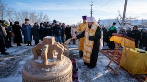 В Шемышейке освятили колокола для звонницы строящегося храма