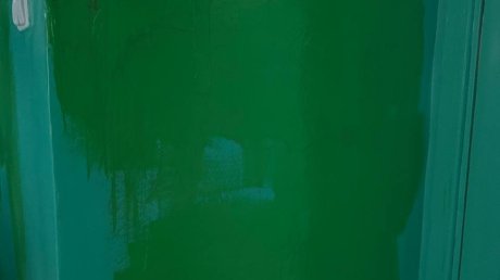 В Заречном подростков, испортивших подъезд дома, настигло возмездие