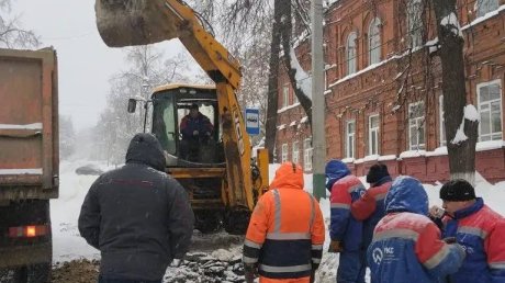 Ряд улиц в Пензе остался без воды из-за прорыва на ул. Лермонтова