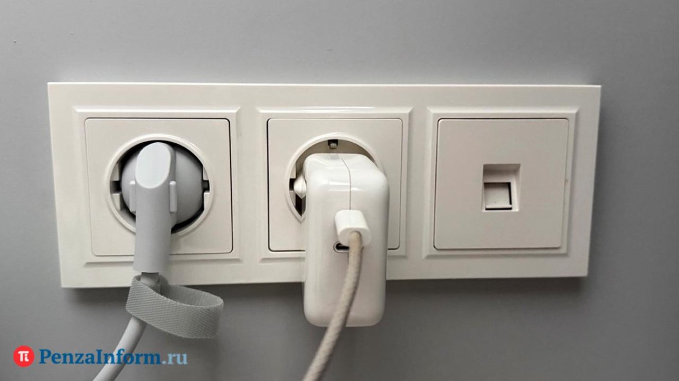 Отключения света 12 февраля: список адресов