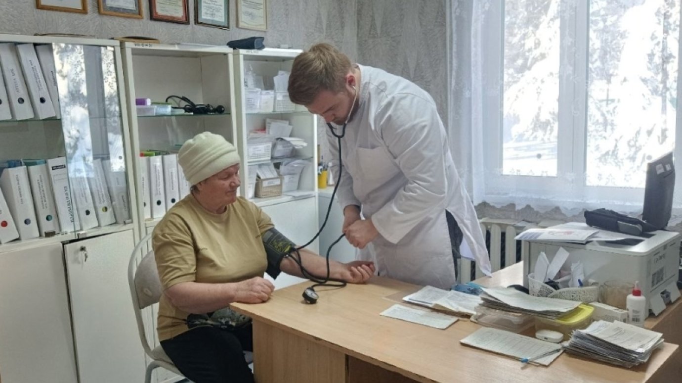 В нижнеломовскую больницу пришли 2 молодых терапевта