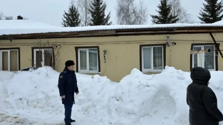 Обвал крыши дома в Сурске: прокуратура начала проверку
