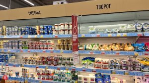 Чтобы ложка стояла. Эксперт Плигузов рассказал, как узнать «честную» сметану