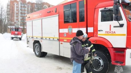 В Пензе пожарные провели учения в доме-интернате для престарелых
