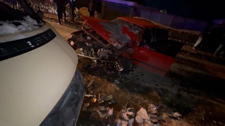 Появились кадры с места смертельного ДТП на Нейтральной