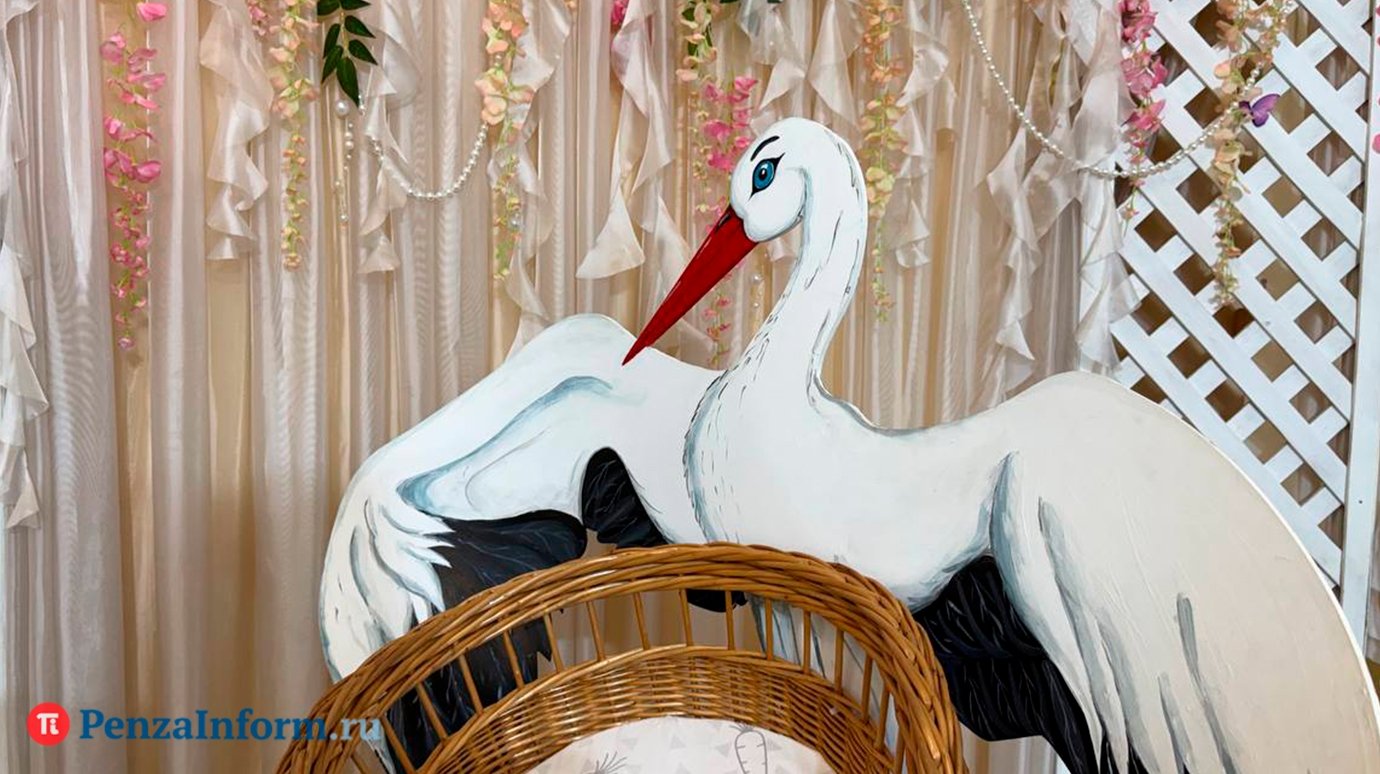 В России предложили разрешить женщинам звать на роды подругу