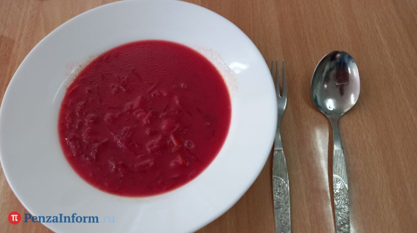 Россиянам назвали снижающий давление популярный суп