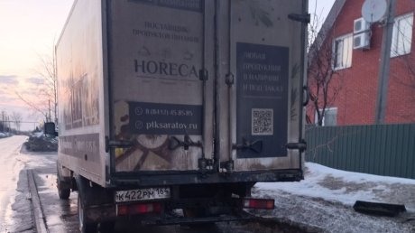 На ул. Северополянской водители нарушают правила парковки